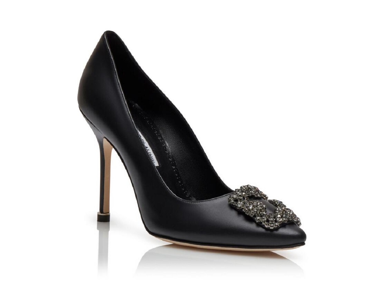 

Luxury Spring and Autumn Sandals pumps luxurys dress manolos-blahniks shoes Green sandal Hangisi Ivory Satin Pearl Buckle Pumps lady's wedding party gift with box