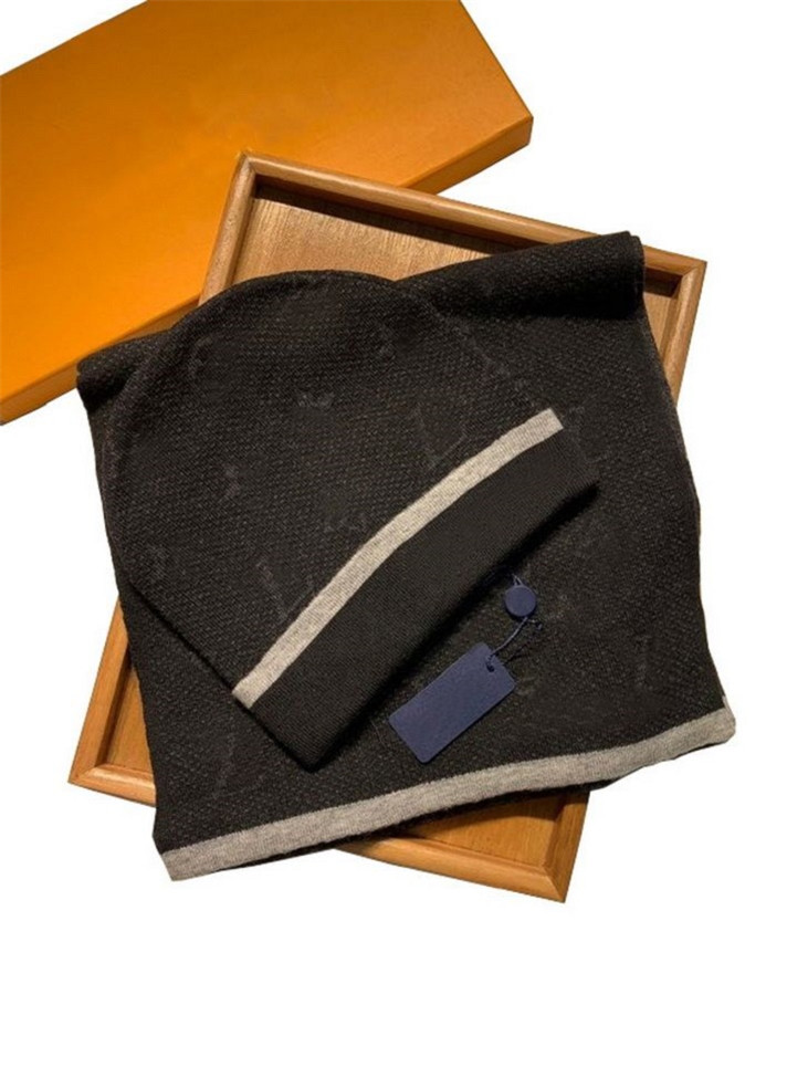 

Designer Women mens knitted Scarf and Hat Set Winter Warm Hats scarves Beanie for women