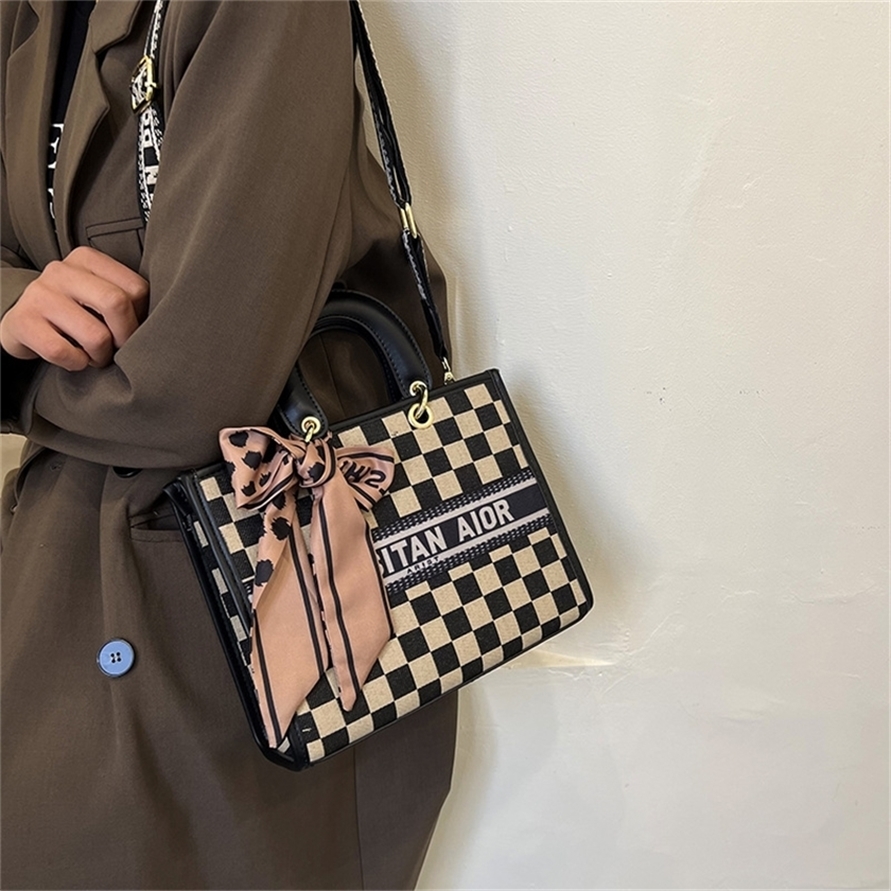 55% de r←duction sur les sacs de soir←e Outlet Vente en ligne Sacs ¢ la mode d'←chec