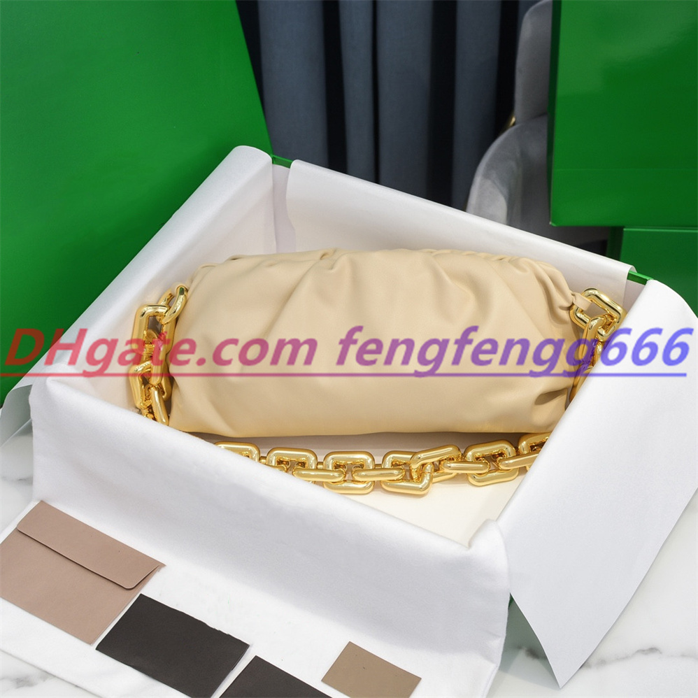 

High leather CHAIN POUCH Clutch Bags shoulder bags Cross body purses totes Luxury Multi color selection Women's Handbags Cosmetic Bags purse, Paper box