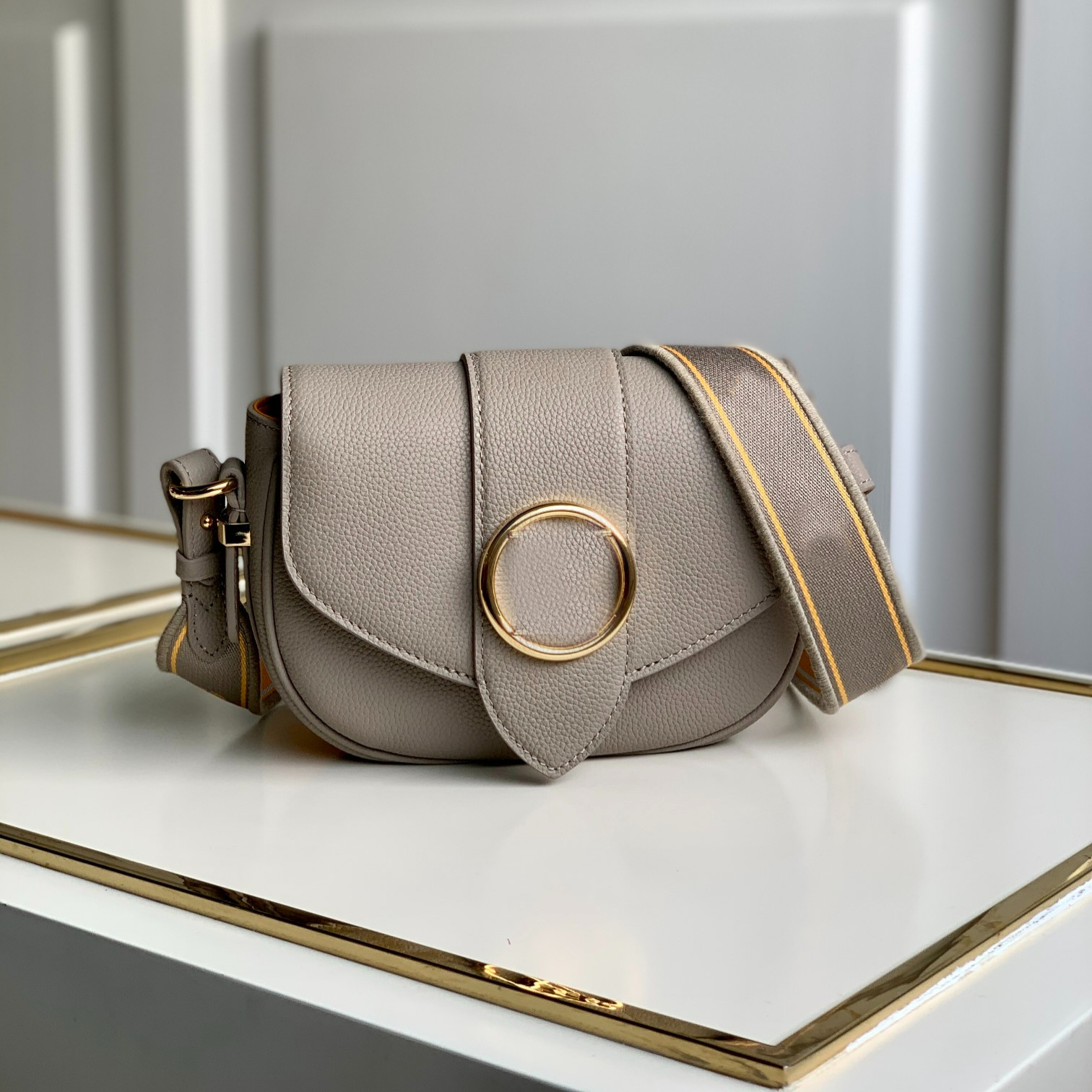 

5A Designer Bags Fashion Printed Nylon Single Shoulder Strap Saddles Cover Magnet Buckle, Blue