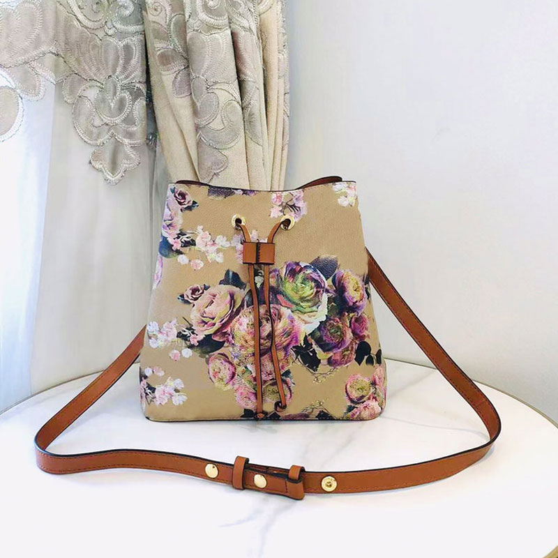 

Bucket Bag Women Handbag Crossbody Bags Fashion Genuine Leather Classic Letters Floral Print Metal Trim Tether Closed Removable Shoulder Strap Internal Zipper, 26*16*25cm