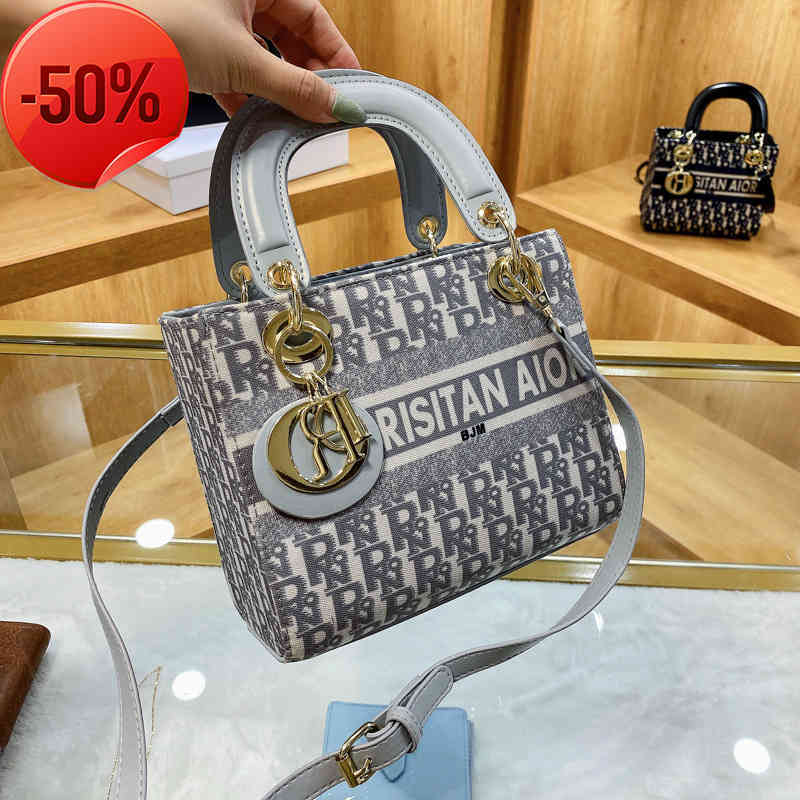 

Evening Clutchesfactory Clearance Specials 50% Off Designer Evening Bags Direct Sale and Style Women's Trend Letter Portable Shoulder, Blue