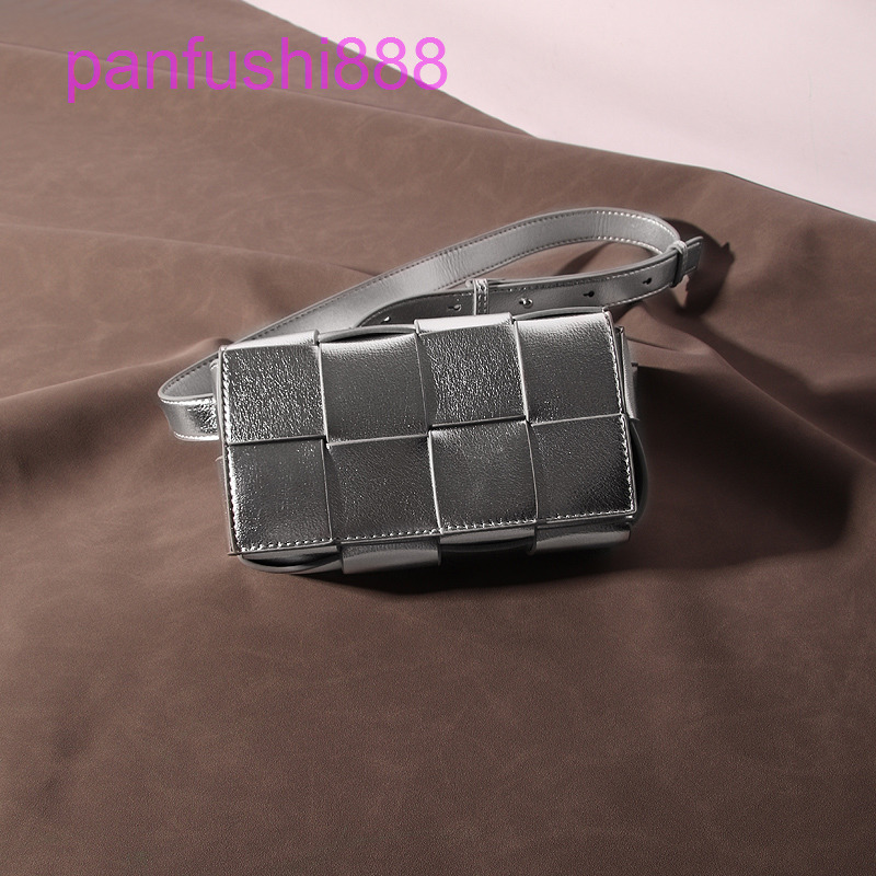 Classic Bottegas Brick Venetas Cassette shoulder bag Outlet Silver waist light luxury high sense cassette wove have logo