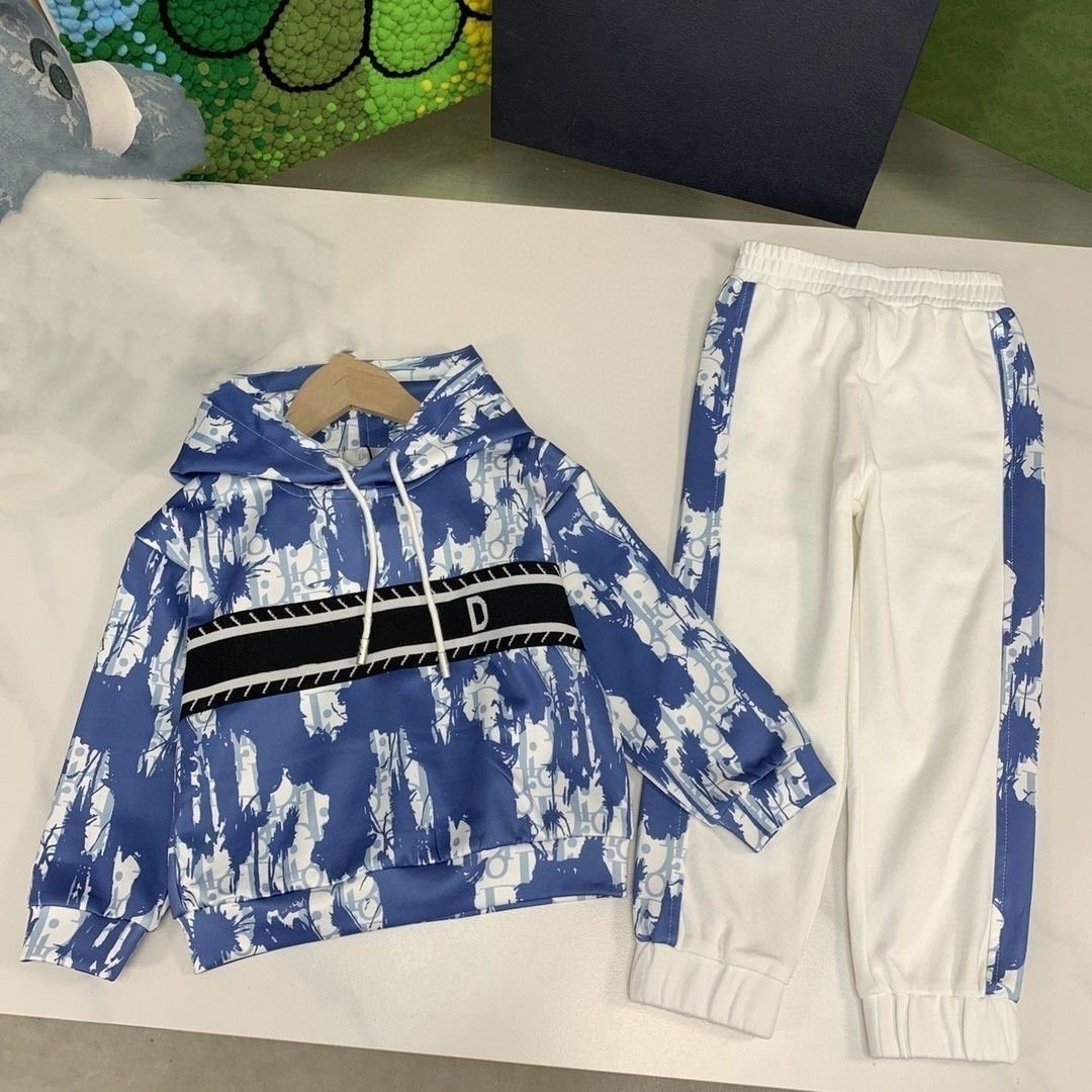 

Baby Clothes Sets Children Set kids Designer Clothing Tracksuit Hooded Pocket 2022 Long Sleeve With Letters 2 Pieces Sweatshirts Pullover Sports Pants -160cm, Green