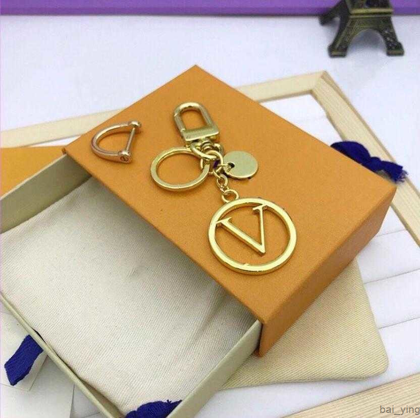 

2022 Keychain Designer Keychains Women Mens Key Charm New Luxurys Designers Key Chain Letters Unisex With Box D217137F baiying