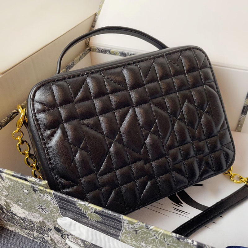 

CARO box bag Women Cannages Chain CrossBody Bags Black White Supple stitch Quilted Calfskin Shoulder Bags Embroidery Obliques Jacquards Pouch, Color 1