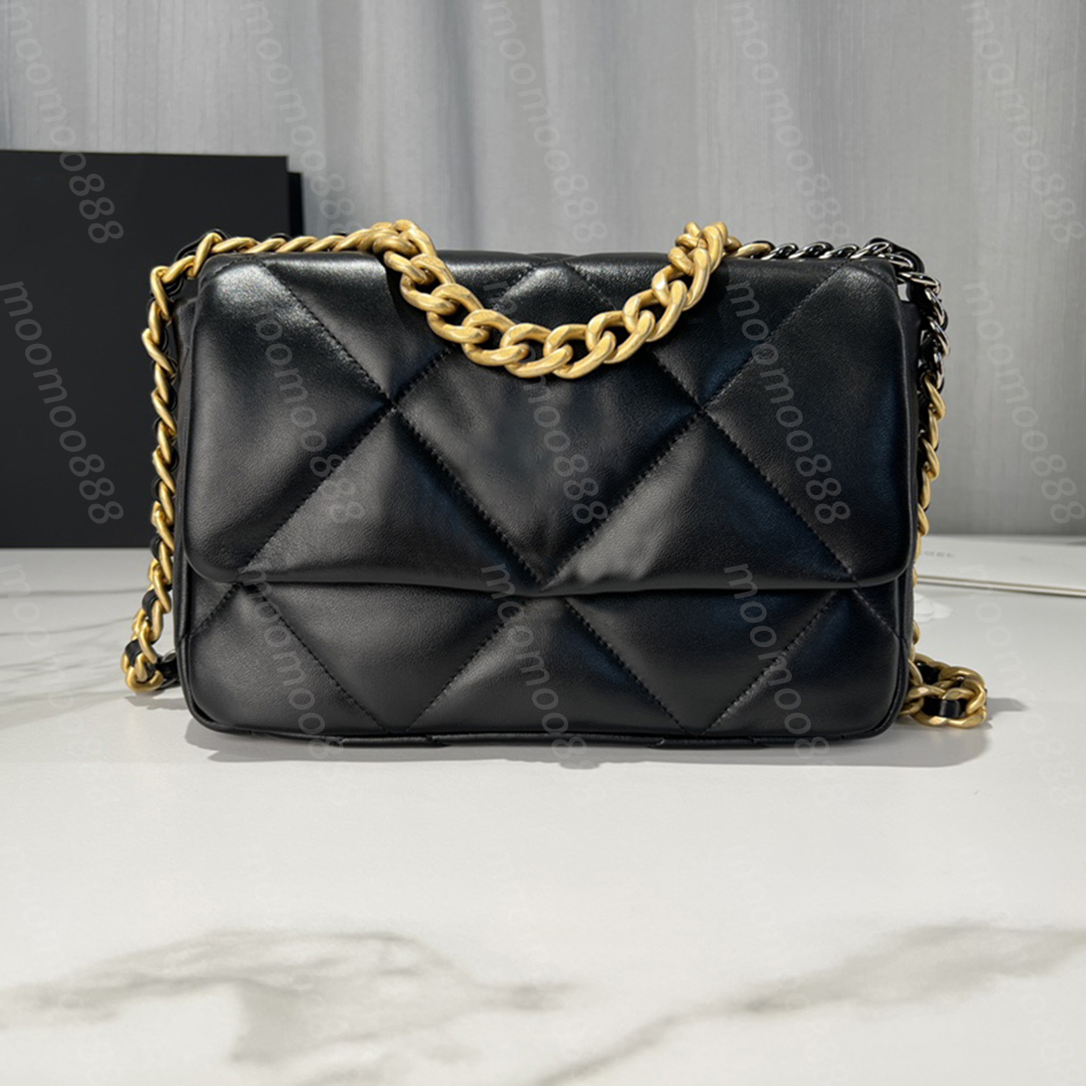 

10A Top Tier Luxury Designer Womens 19 Bag Medium 26cm Black Flap Bag Mirror Quality Sheepskin Quilted Handbag Real Leather Strap Purse Shoulder Gold Chain Box Bags, Upload pics to contact us