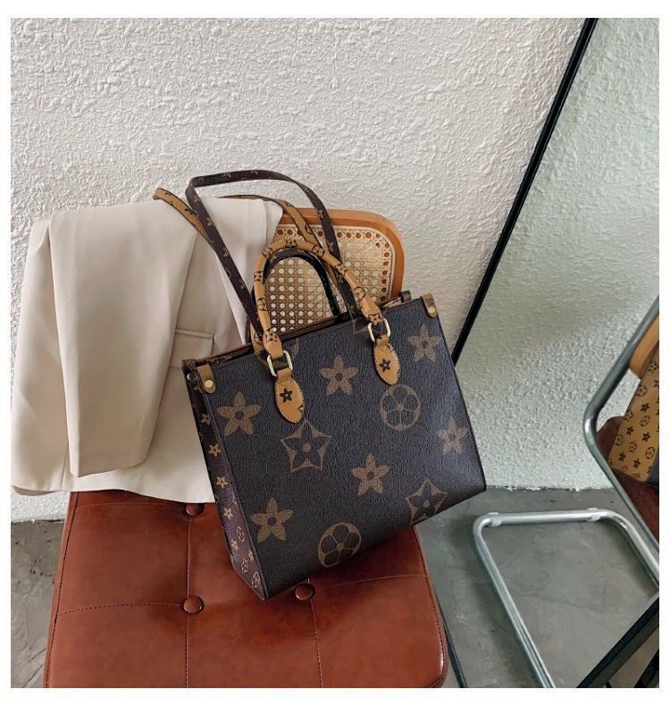 

FASHION ONTHEGO GM MM M44925 WOMEN luxurys designers bags genuine leather Handbags messenger crossbody shoulder bag Totes Wallet shoppingbag, Brown