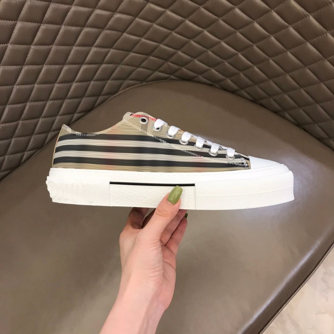 

luxury Designer shoes low top Vintage Plaid canvas Sneakers berry Stripes Man Woman outdoor platform Casual Shoe couples Trainers size 35-45 with box