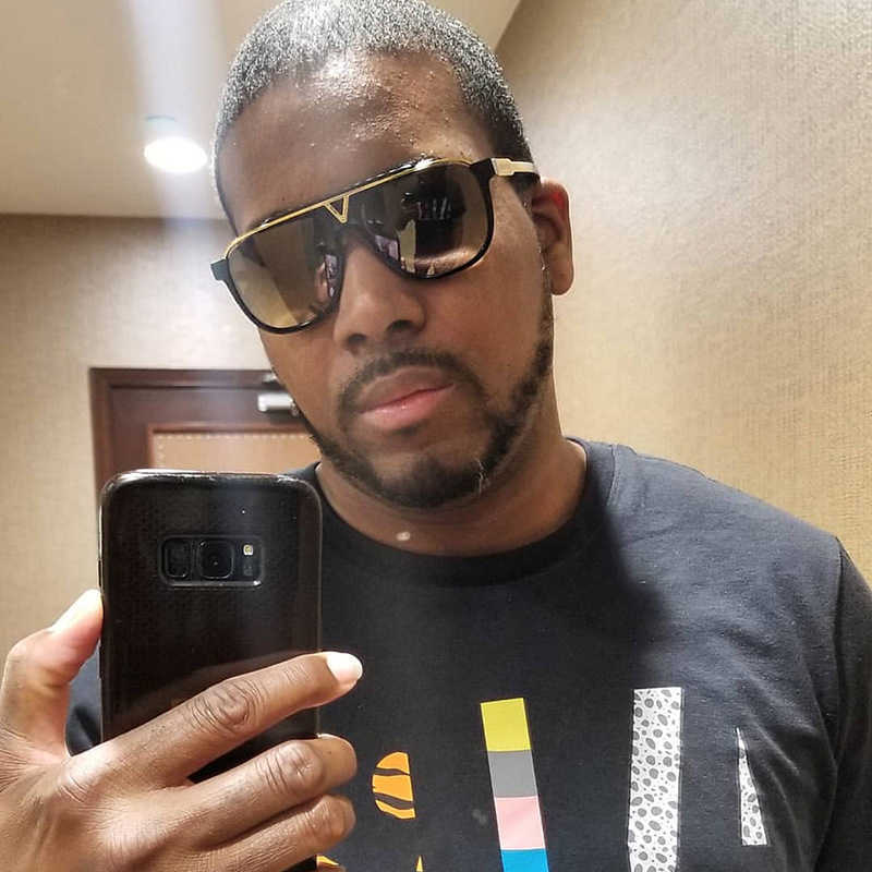 

Sunglasses 2022 sunglasses mens mascot net red same large frame fashion z0936e