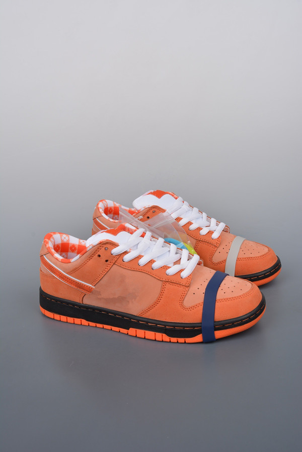 

High A Quality Skateboard Shoes SB dunks low Orange Lobster Color Yellow-Orange Unisex Leisure Shoes Sneakers Ship shoeBox