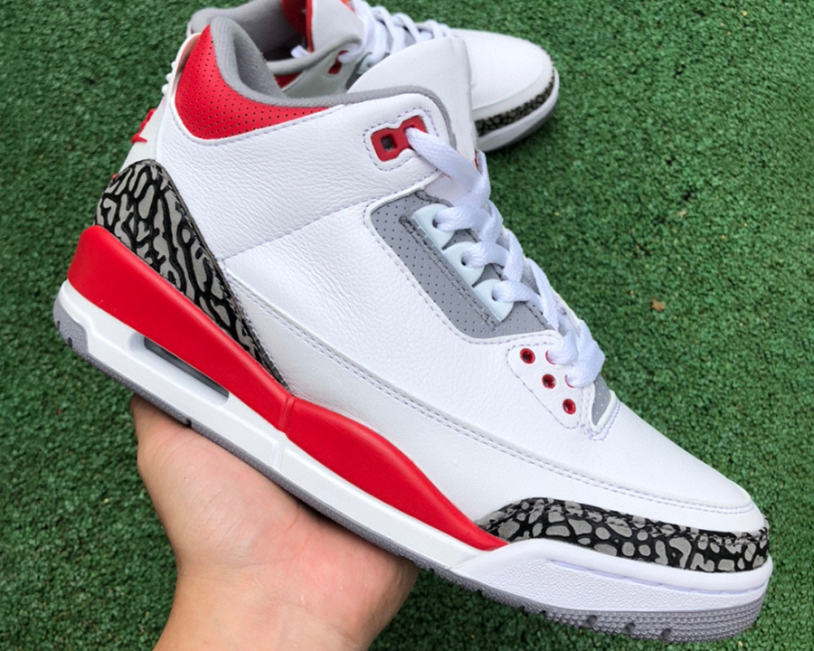 2023 Jumpman 3 OG Fire Red Basketball Chaussures 3s Blanc / Fire Red-Cement Gris-Noir Baskets de course en plein air Sports Sneakers Navire avec