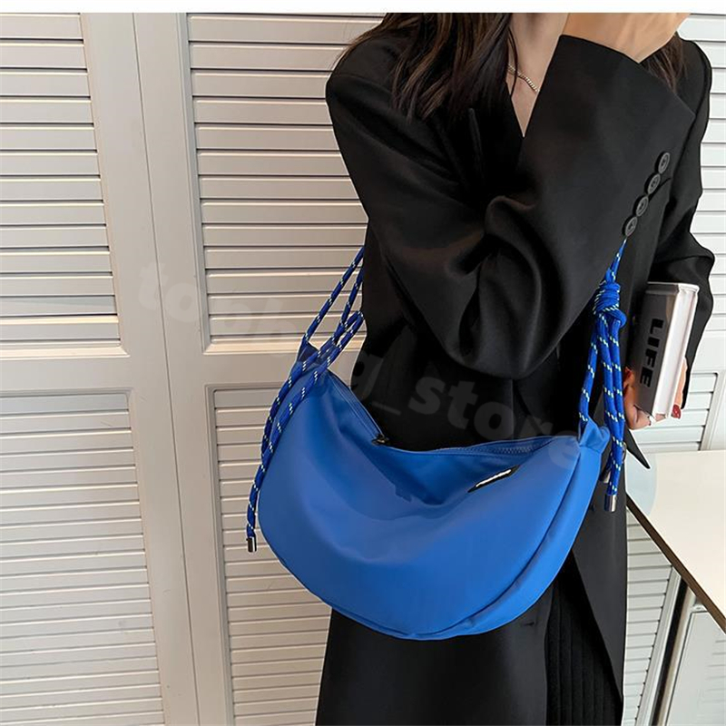 

HBP Shoulder Bags Casual Nylon Cloth 2022 New Women's Popular Trendy Messenger Dumpling Bag, Black