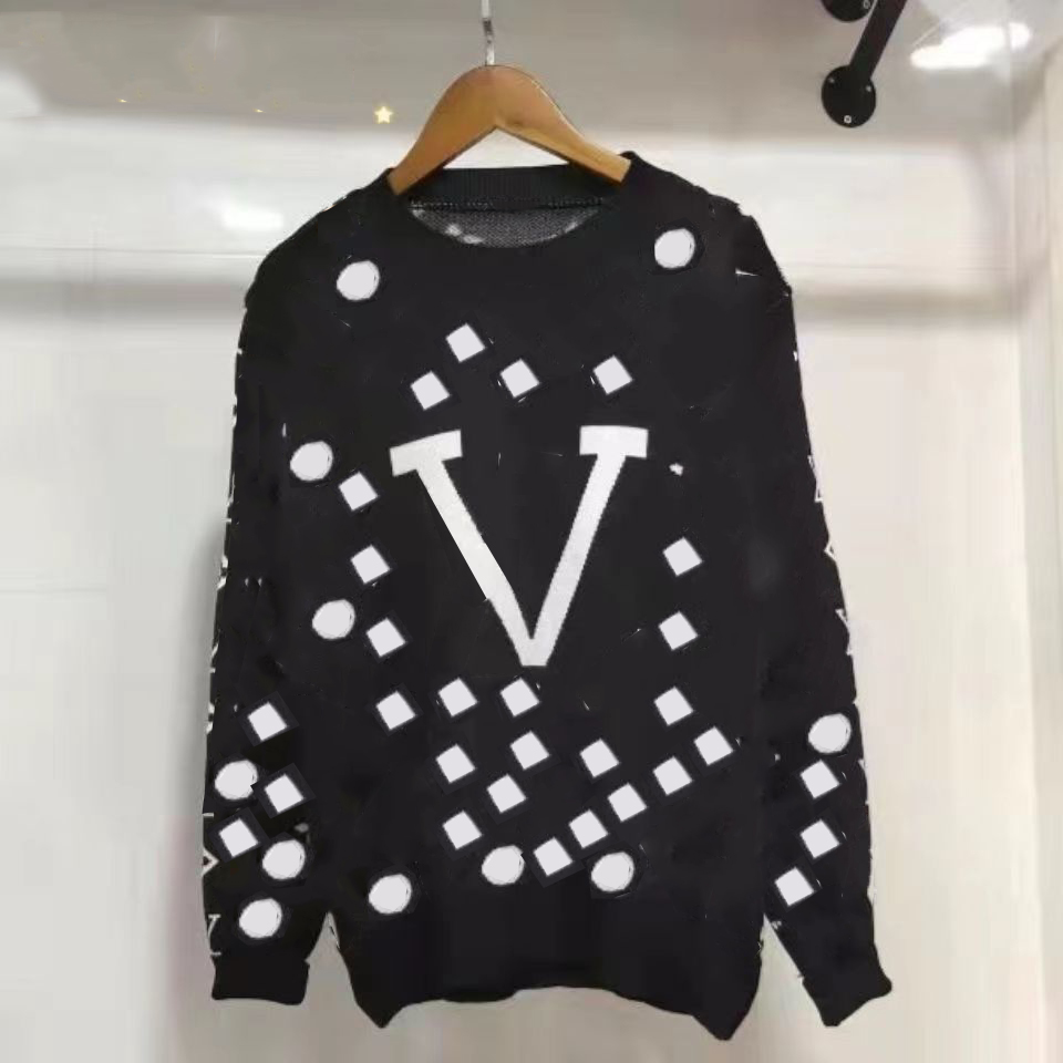 Les pulls à capuche pulls hoodie swetshirts tricots sleevs longs.