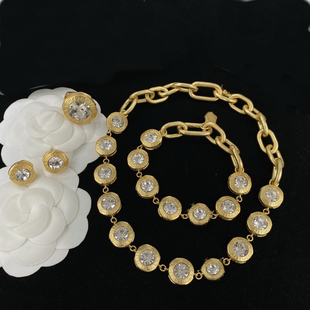 

Fashion Designer White Resin Crystal Necklaces Bracelet Earring Rings Set Banshee Medusa Head Portrait 18K Gold Plated Birthday Festive Engagement Gifts MS1-01, Golden