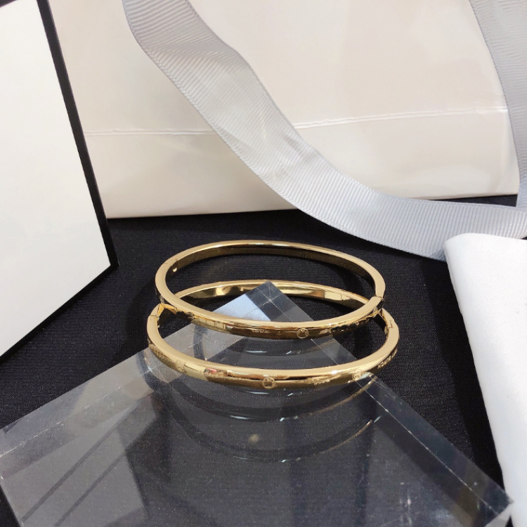 

18K Gold Plated Designer Brand Bracelets Women Thin Bangle Designer Letter Jewelry Stainless steel Wristband Cuff Wedding Lovers Gift Bangles S264