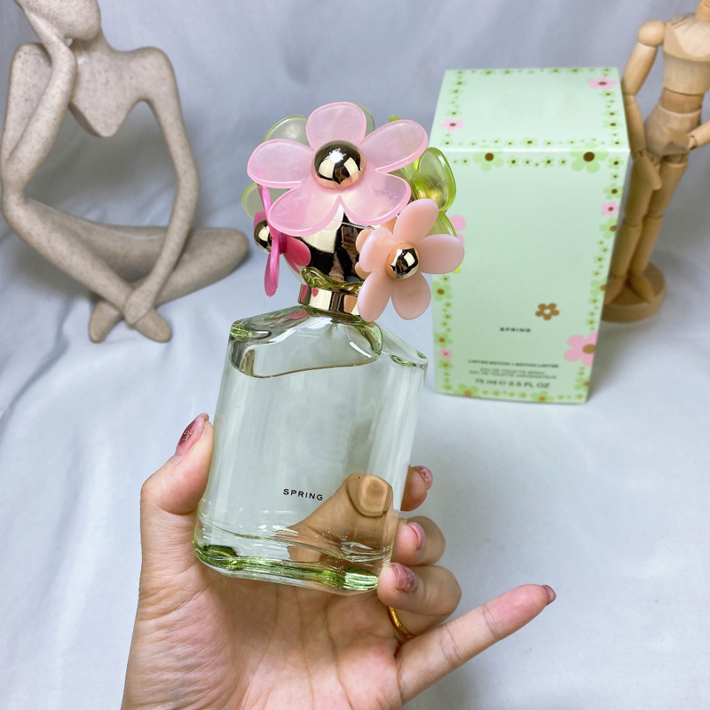 

perfume fragrance woman perfume spray 75ml Spring aromatic spicy notes EDT highestquality for any skin fast postage