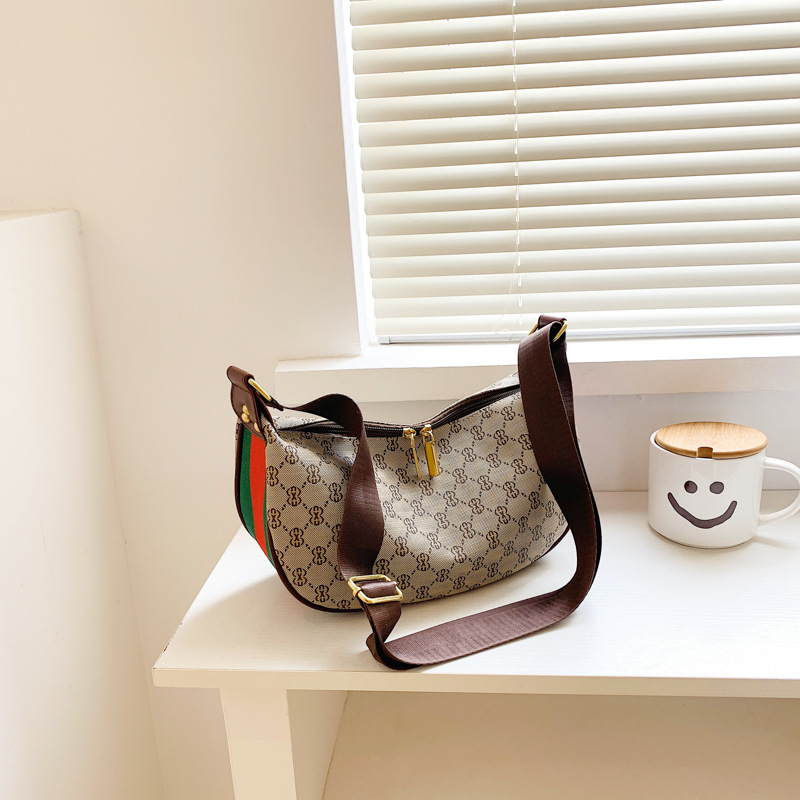 

Women's Bag Shoulder Retro Crescent Dumpling Bag Fashion Print Underarm Bags, Khaki