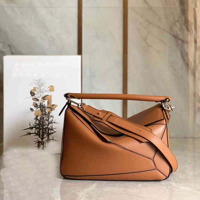 

Original Quality fashion handbag Loew's Designer bags Luxury bag puzzle medium geometry caramel color leisure layer cowhide shoulder cross hand