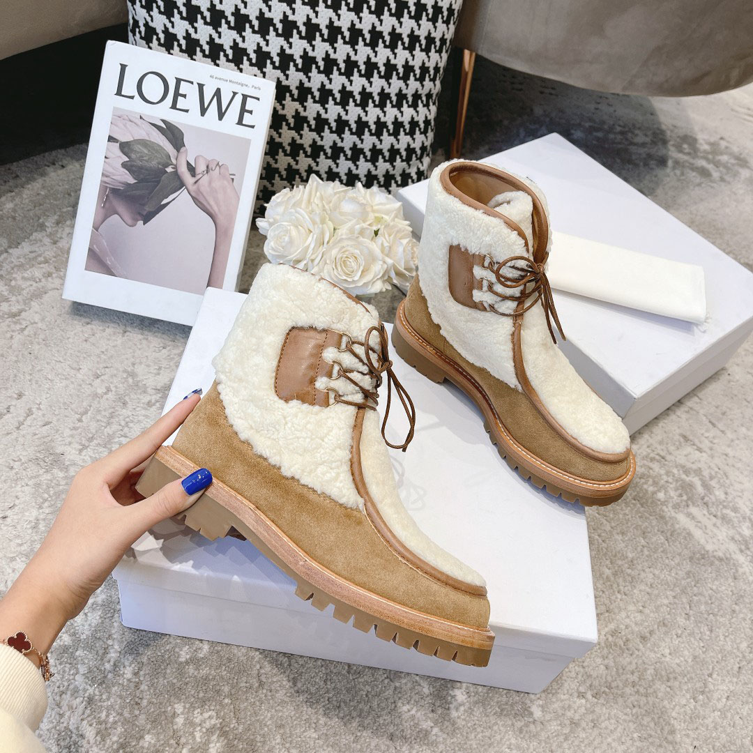 Winter shearling printed Ankle snow boots for women's lace-up casual Retro Style Frosted chunky wool leather fur short boot luxury designer