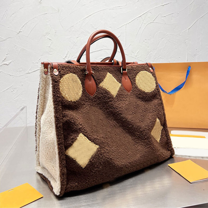 

Evening Bags Teddy 40cm Handbag Tote Bag Wool Shoulder Bag Leather Handle Fashion Letters Winter Large Capacity PocketMulti Pochette