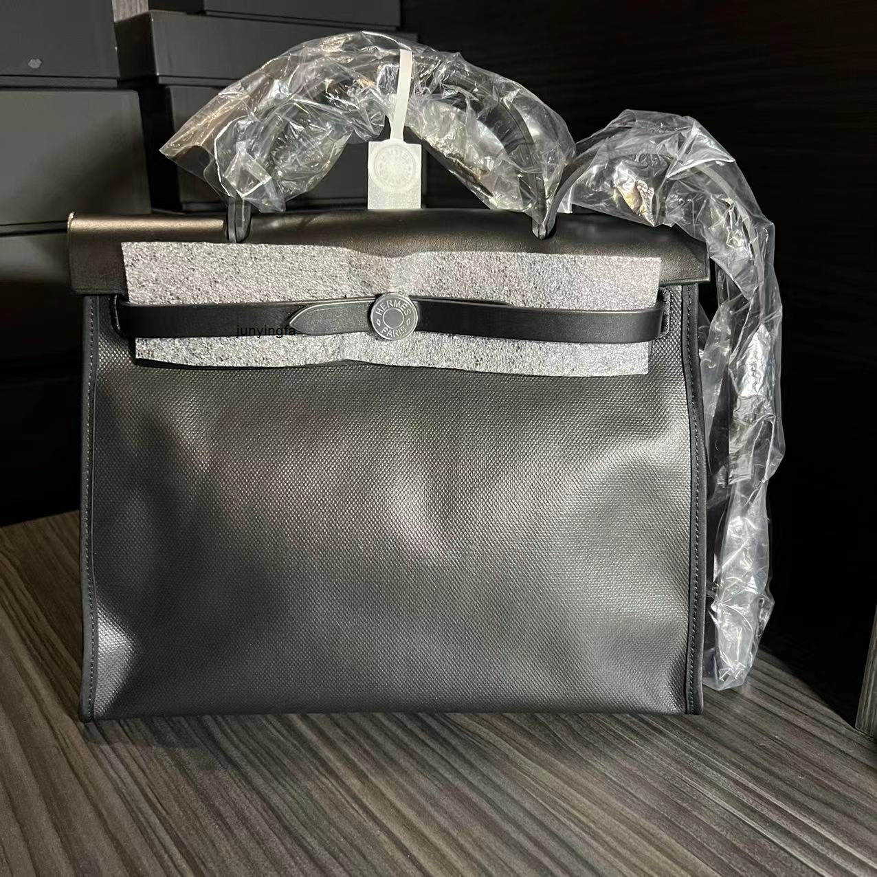 

Herbag bags herbag31 black silver buckle waterproof cloth outer seam messenger handbag, Black silver button