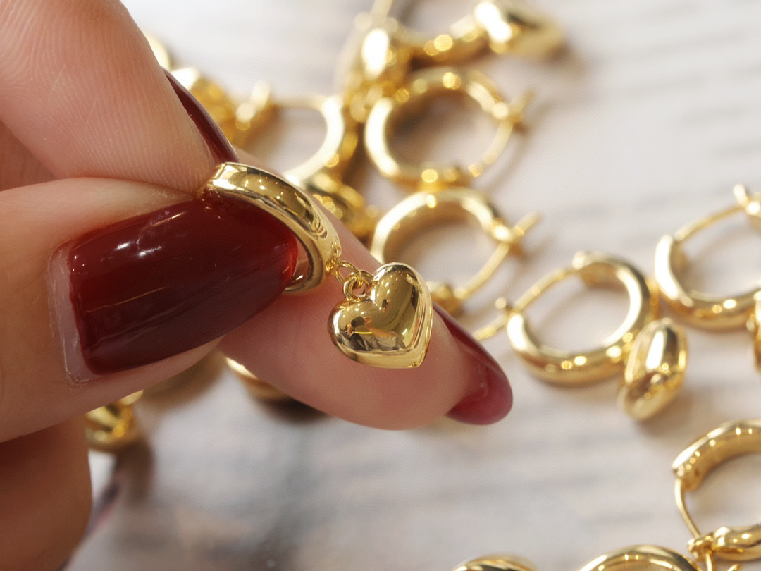 

22092104 earrings ear studs 3d heart shaped pendant au750 yellow gold hook Women's Jewelry classic must have sale party work girl gift idea birthday