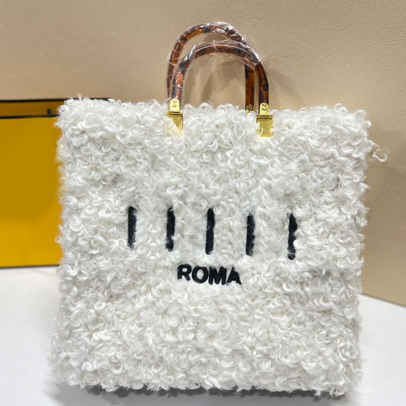 

Evening Bags Sunshine Wool Shopping Handbag Crossbody Bag Winter Handbags Black Letters Gold Hardware Large Capacity Pocket Women Tote Bags New