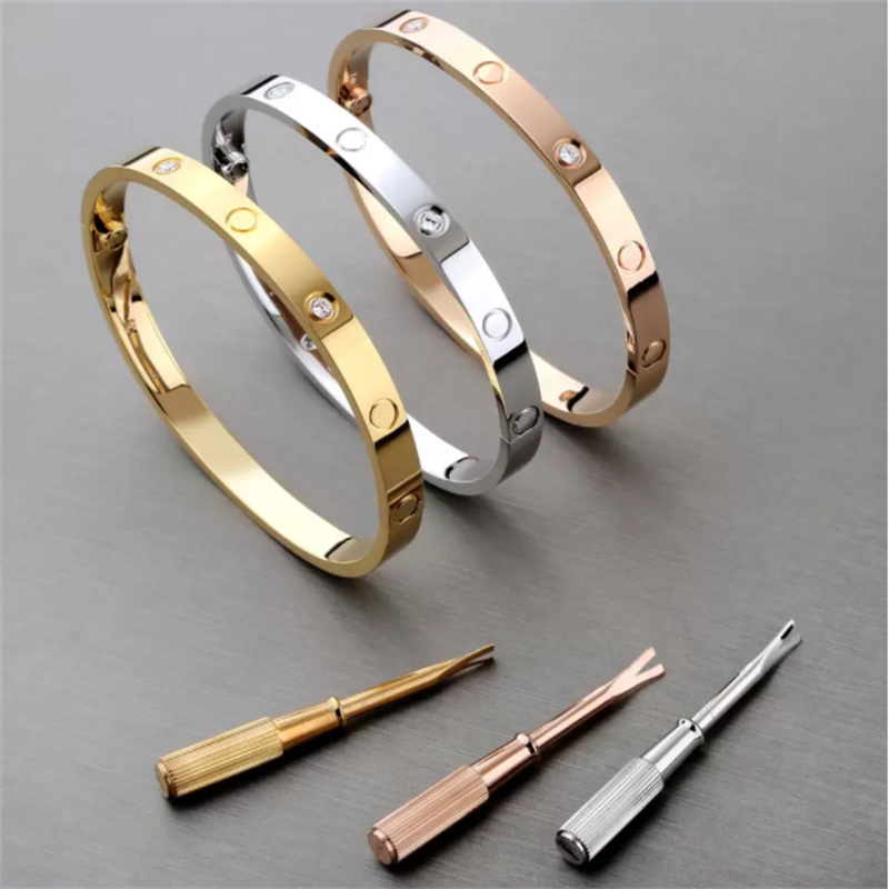 

Love gold bracelet designer jewelry rose gold bangle luxurious design jewellery mens and womans charm cuff friendly couple screwdriver bracelets screw bangles