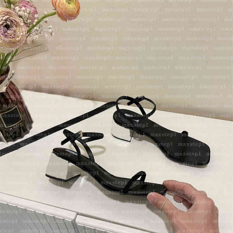 Chaussures de robe chaussures femme concepteur chaussures habit les dames préférées talons les plus chauds sandales de chaussures d'été printemps
