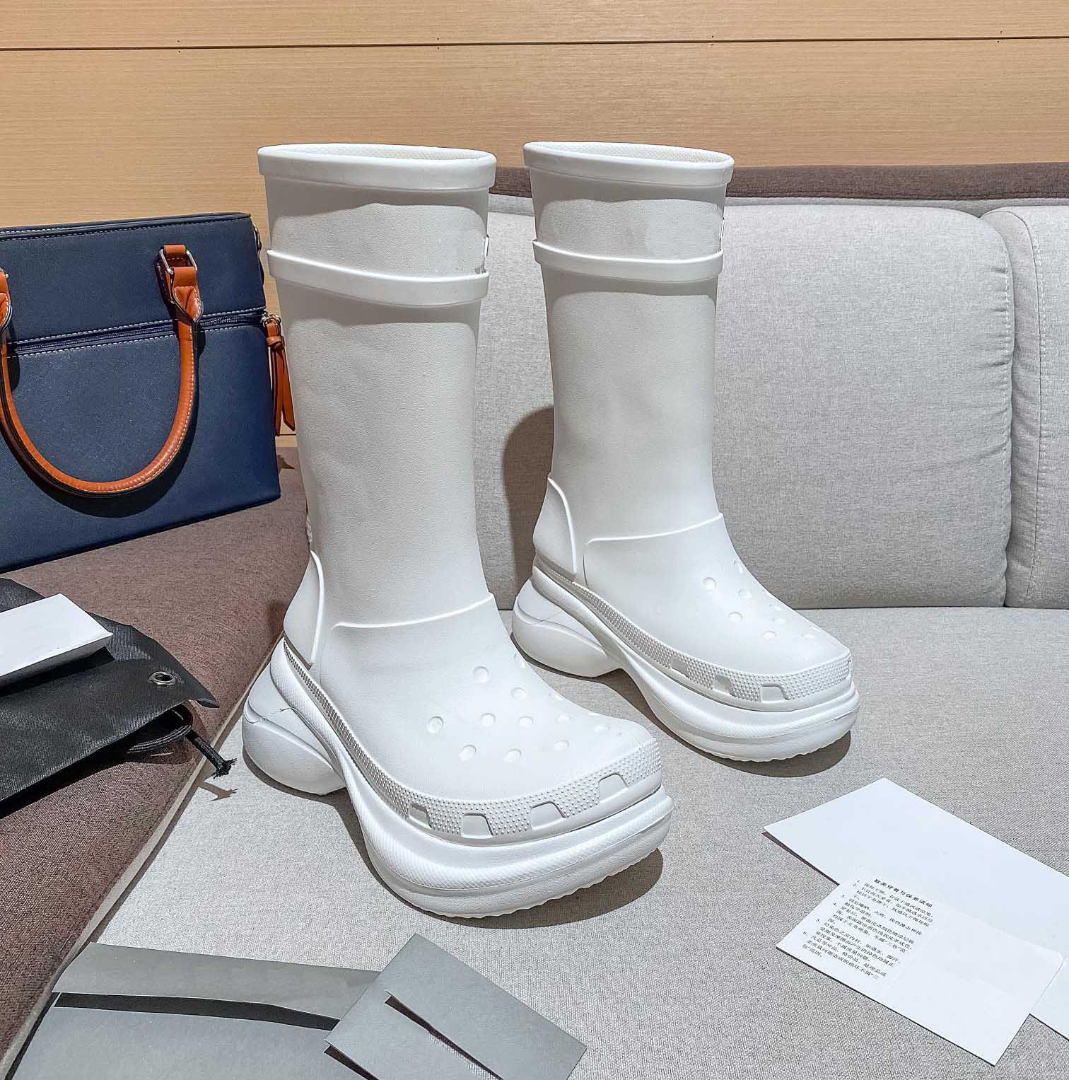 Designer Women's Boots Training Shoes Top Fashion Luxury Track Triple Black White Gomma Leather Nylon Print Waterproof Work Shoes Outdoor Ca