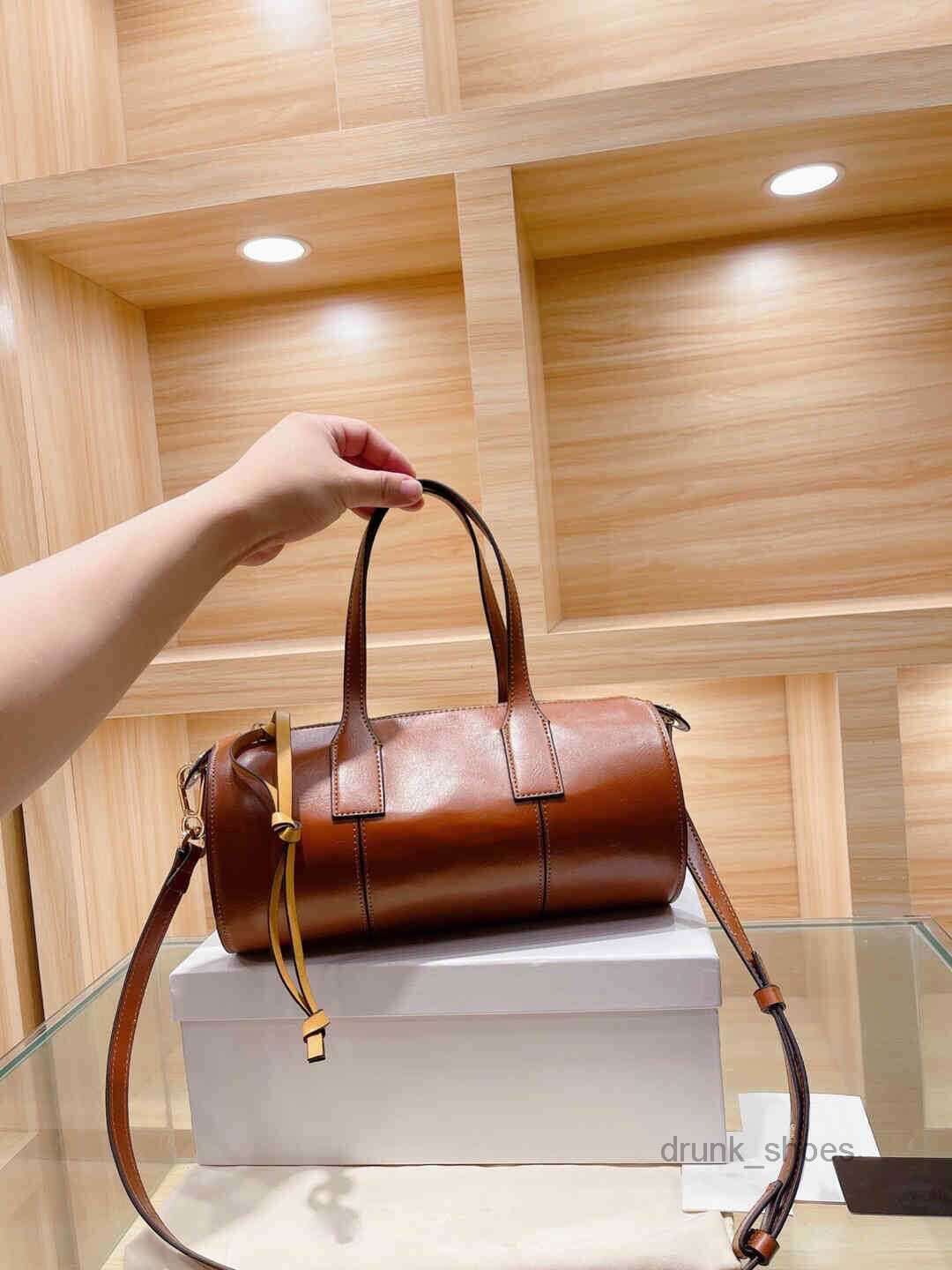 

Evening Bags Shoulder Bags Women Handbags Barrel Shaped Messenger Underarm Luxury Designer 5A Quality Leather Purse, Deep brown