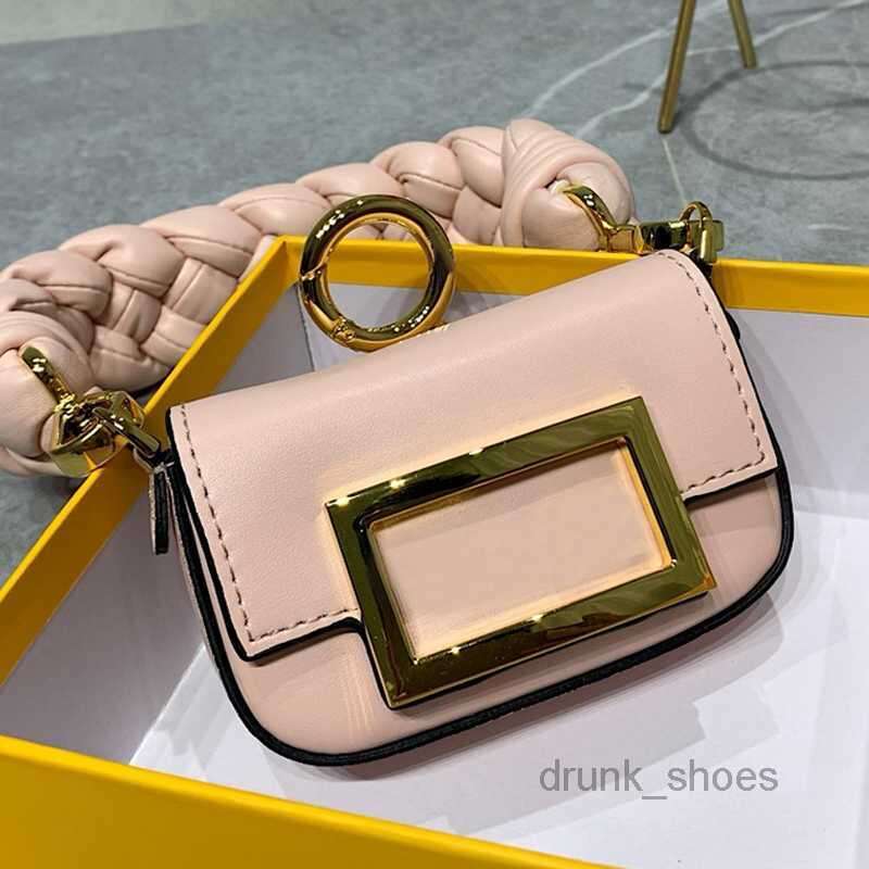 

Evening Bags Chain Tote Cross Body Bag Mini Baguette Bags Purse Shoulder Handbag Women Leather Woven Hand Strap Hardware Letter Magnetic Buckle Phone Wallet, Gold