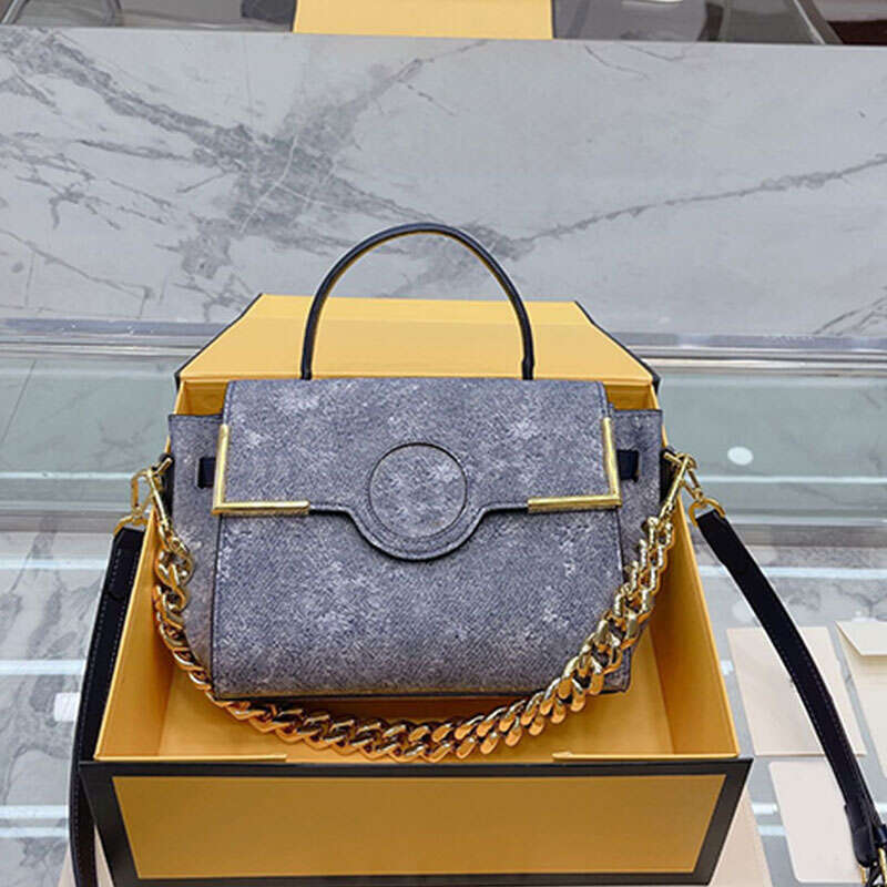 

Evening Bags Classic Handbag Shoulder Bag Tote Purse Fashion Crossbody Bags Thick Chain Decorate Metal Head Portrait Letter Handbags Magnetic Buckle Flap Pouch