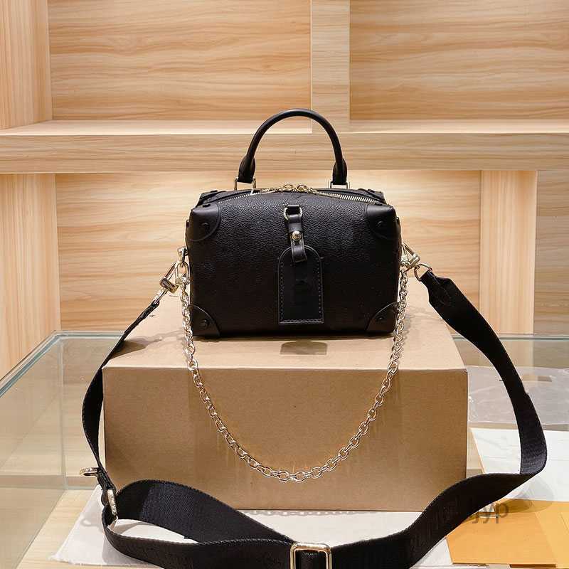 

Evening Bags Axillary Bag Shoulder Bags Fashionable Ladies Handbag Fashionable Printed Letter Decoration Hardware Chain Detachable Double Zipper Opening, Black