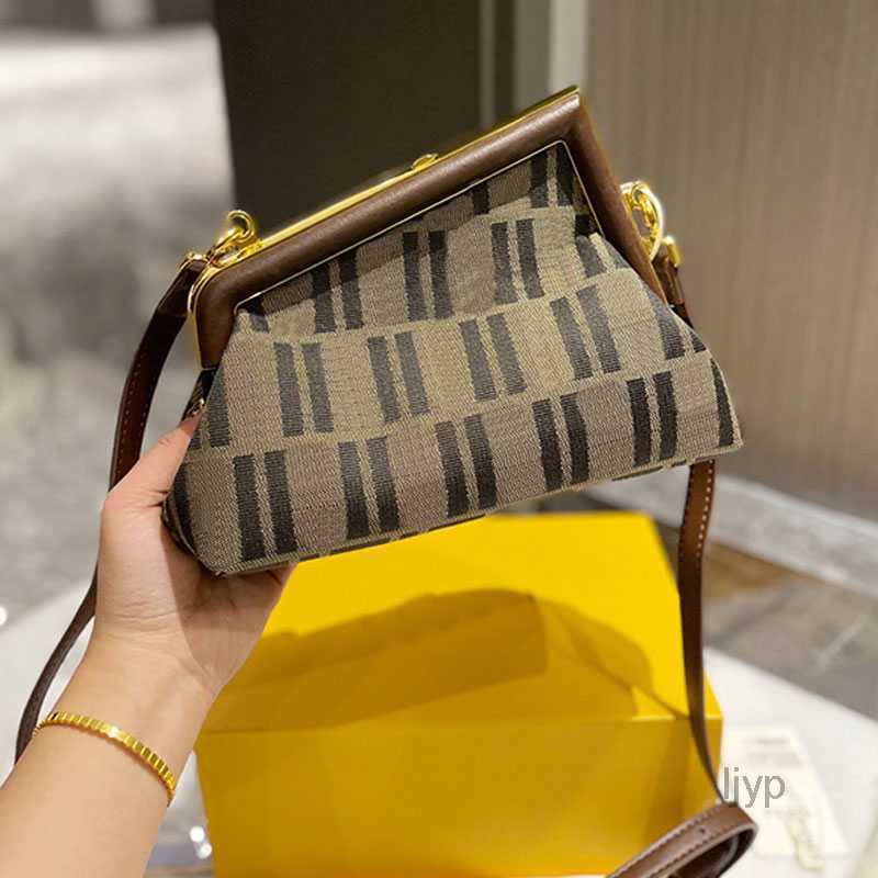 

Evening Bags Fashion Handbag Shoulder Cross Bodys Bag Classic Old Flower Letter Print Hasp Clutch Bags Womens Leather Shoulder Strap Totes Purses, Coffee