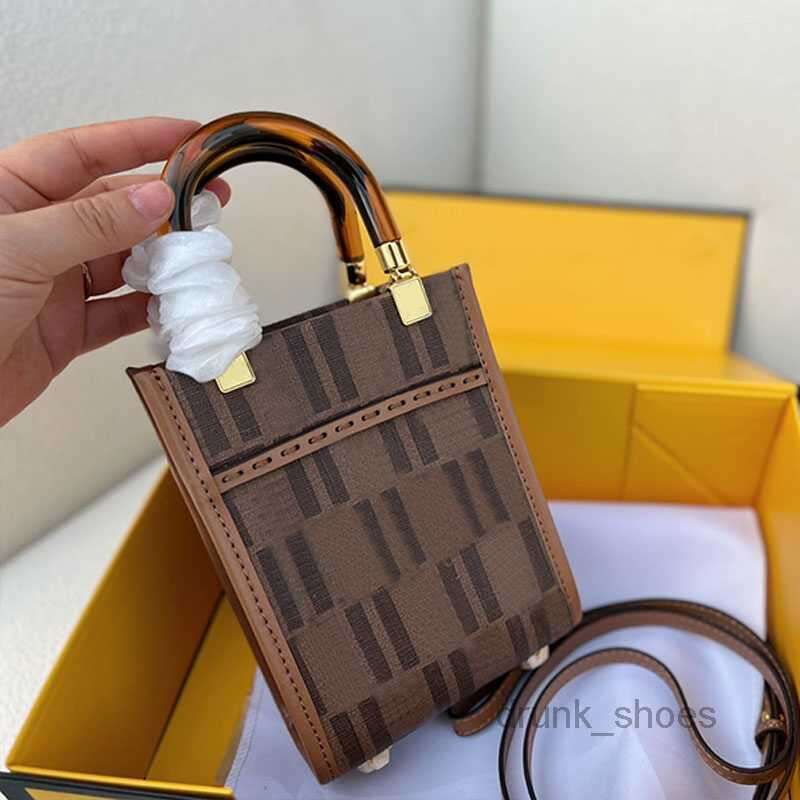 

Evening Bags Mini Tote Bag Large Capacity Shopping Bags Shoulder Cross Body Package Handbag Purses Women Classic Hardware Letter Hawksbill Handle Shoulder Strap, 35x30cm