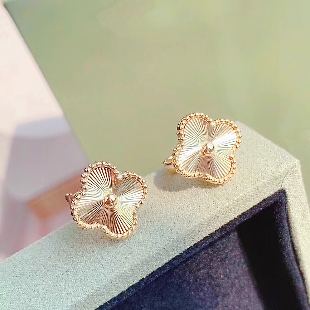 

Designer Womens Stud Earrings Color Shell Earrings 18K Gold 4 Leaf Clover Girls Valentines Day Christmas Gifts 316L Stainless Steel