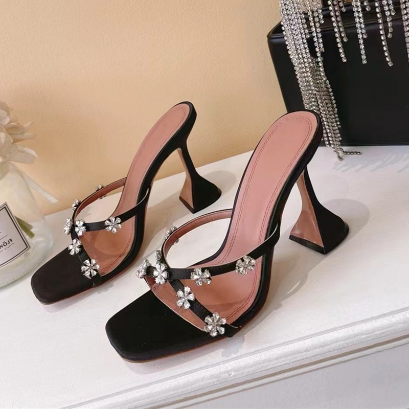 

Amina muaddi Begum Crystal-Embellished Buckle Stain Open Toe Sandals Tube Heel Sandals Women's Luxury Designer Dress Shoes Evening Slingback SandalsSize35---42, Shoe box
