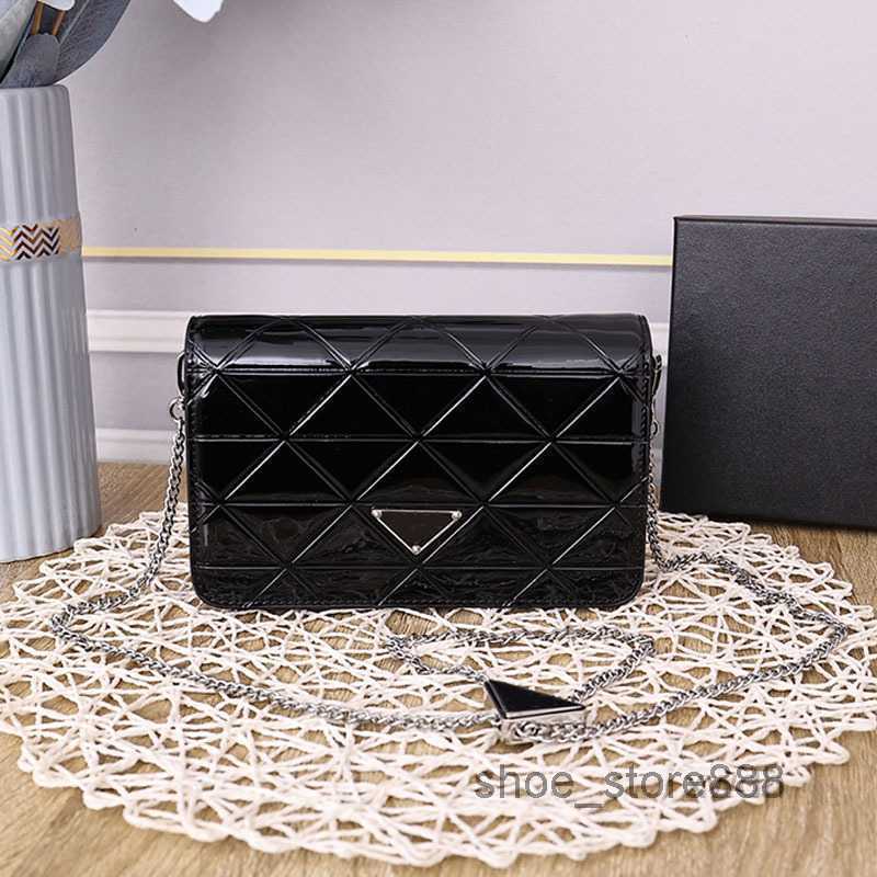 

Evening Bags Crossbody Chain Bag Flap Shoulder Bags Women Handbags Purse Bright Genuine Leather Triangle Diamond Design Fashion Letters Mag