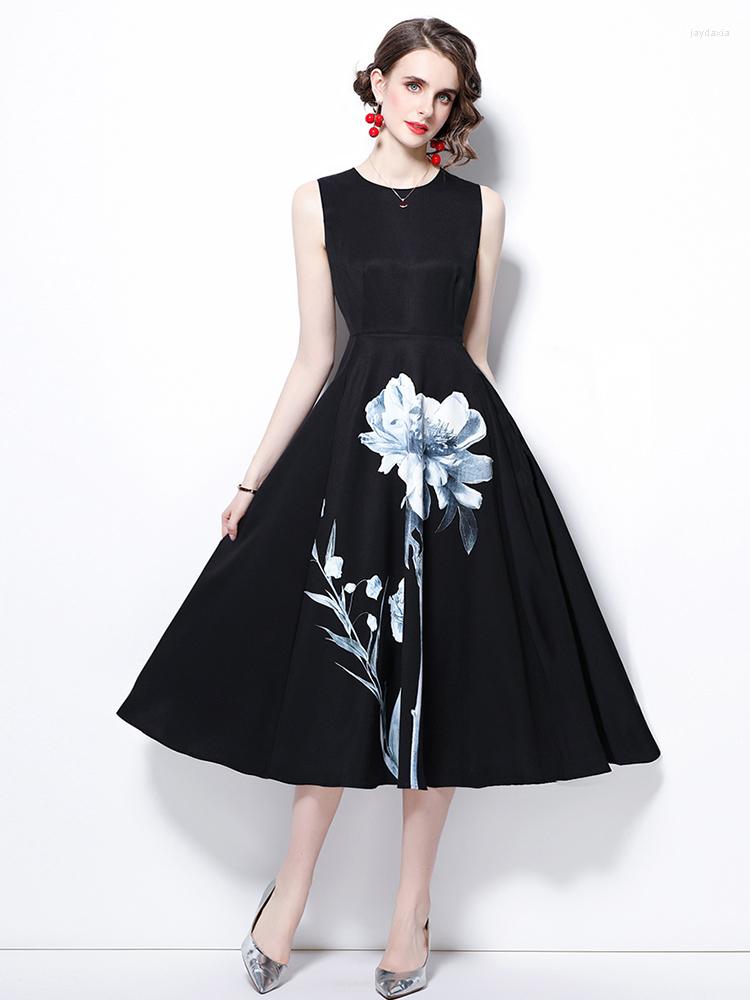 

Casual Dresses 2022 Designer Runway Summer Dress Women O-neck Fashion Sleeveless High Waist Floral Print Black Elegant OL Midi S9892