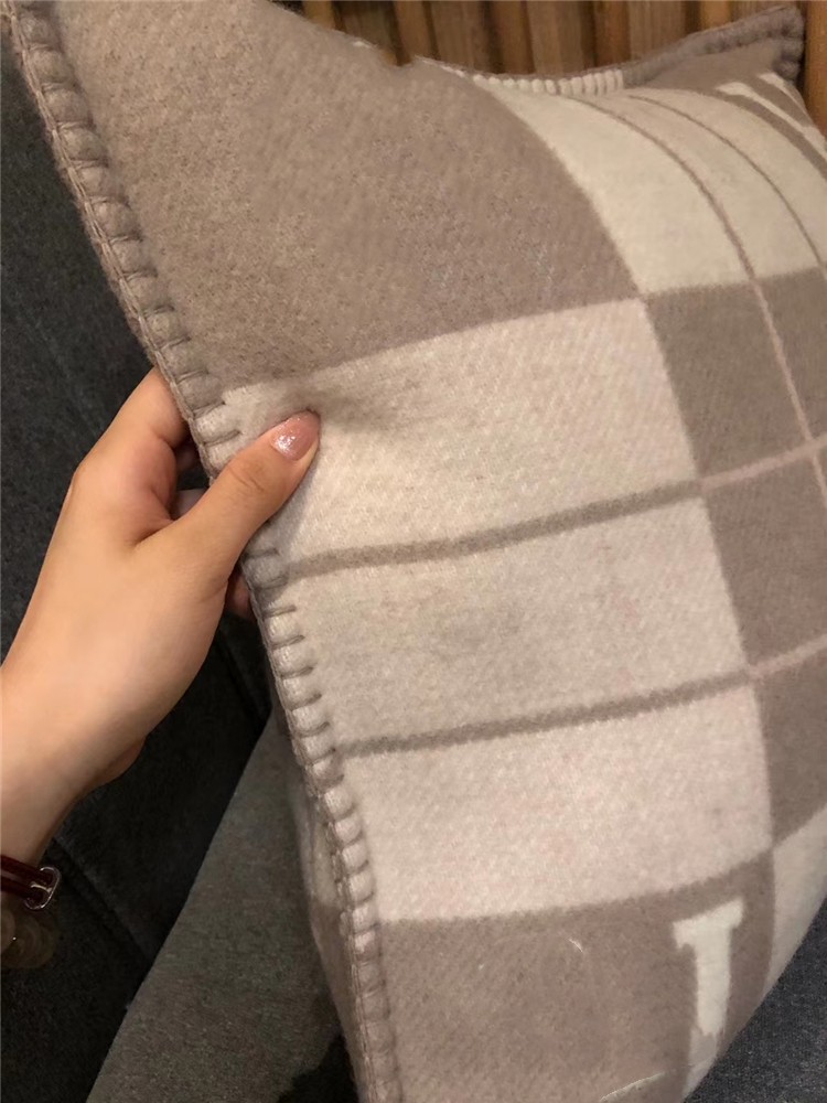 

WOOL Cushion/Decorative Beige Pillow Living room sofa Ins home Orange 4 colors 50&50cm