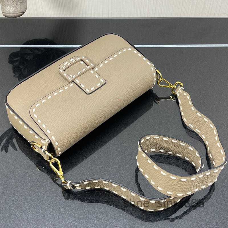 

Evening Bag Crossbody Women Baguette Handbags Shoulder Bags Cowhide Leather Classic Square Buckle Plain Messenger Bags Handbag PurseMu