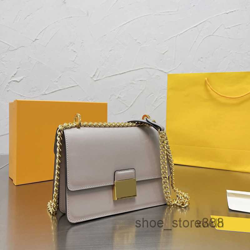 

Evening Bags Crossbody Women Bag Flap Handbag Purse Cowhide Leather Chain Iconic Letter Snap Plain Shoulder Messenger Bags Fashion WalletsM