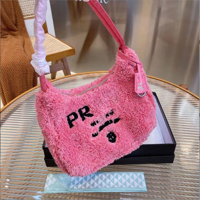 

Fuzzy Shoulder Bag Designer Hobo Women Fluffy Handbag Womens Furry Handbags Luxurys Designers Bags Crossbody Bag Backpack Totes Hobos, Size : 23 * 16cm