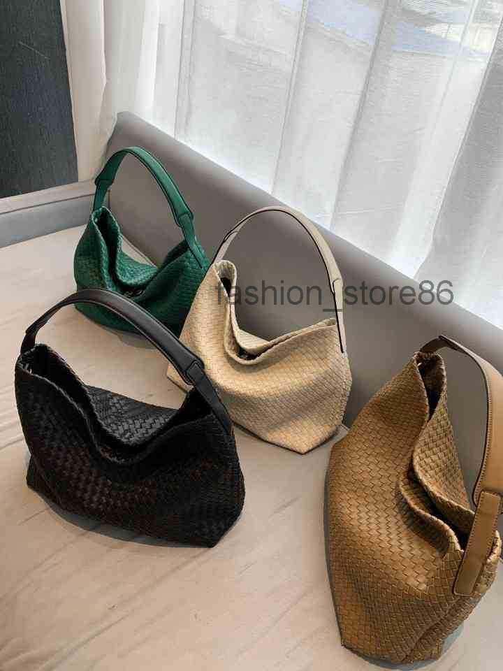 

evening Bags Handbags Venetas Designer Bottegas 2022 Autumn Winter Woven Large Bag Large Capacity Temperament Soft One Shoulder Armpit Handb, Black