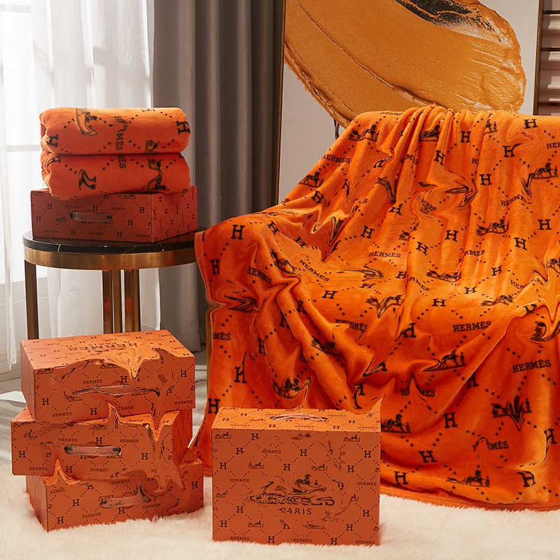 

Brand Orange Classic Blanket Spring Nap Blanket Home Decorative With Gift Box