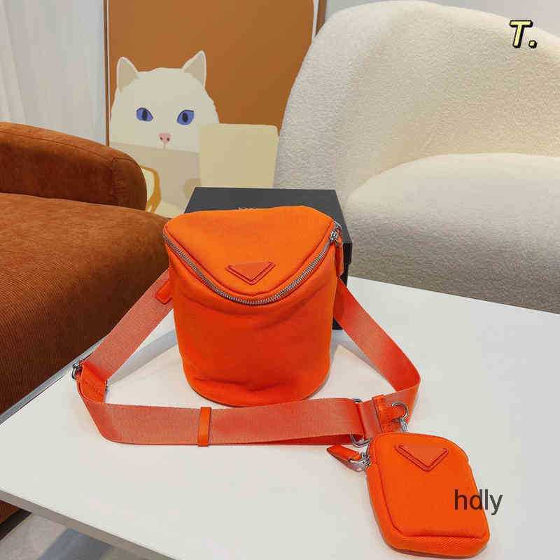 

Evening Bags Triangle Bucket Bag in Designer Crossbody Women Shoulder Handbag Waist Tote Female Wallets, Black