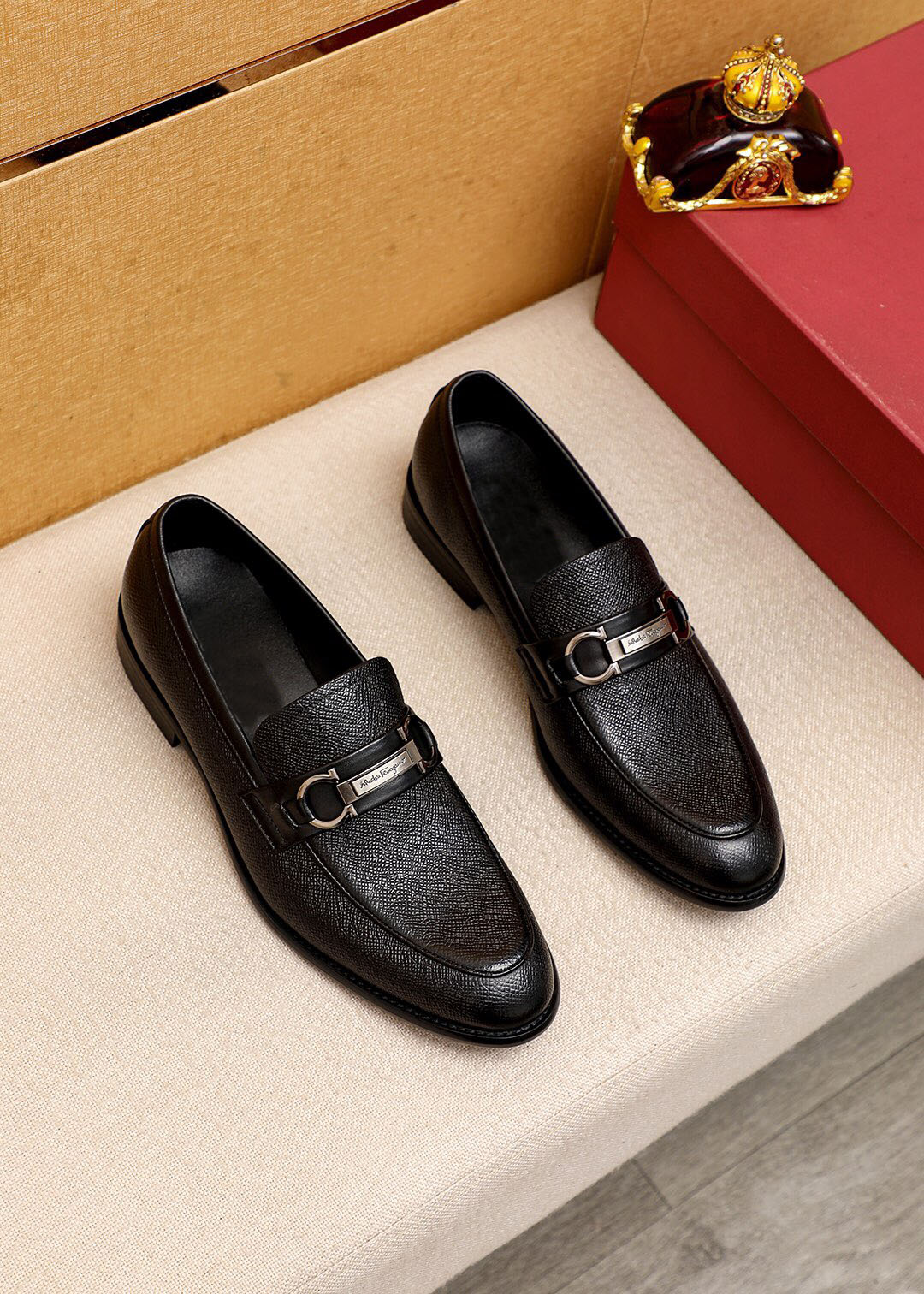 

High Quality Men's Casual Loafers Business Formal Dress Shoes Genuine Leather Fashion Brand Classic Walking Flats Size 38-46, Black